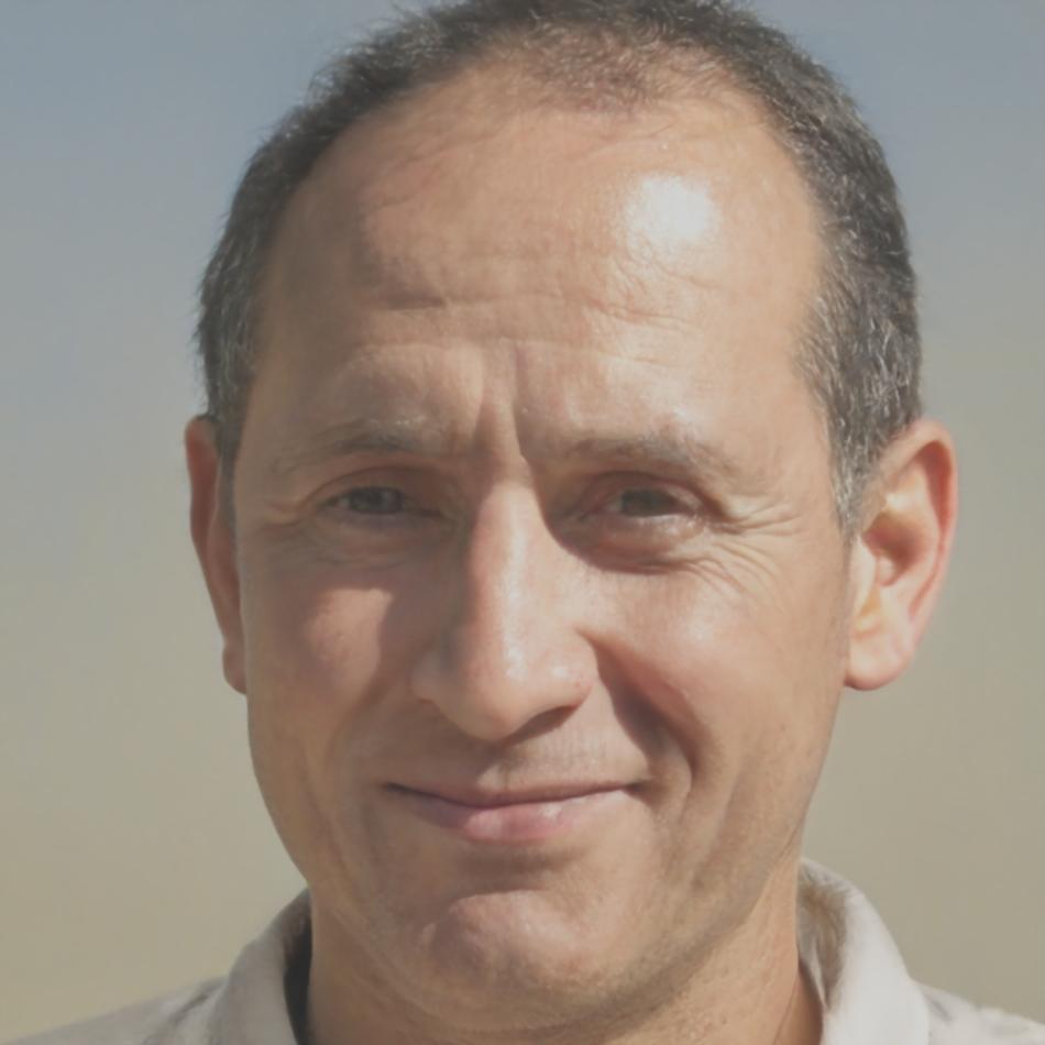 Portrait de Julien Deschamps